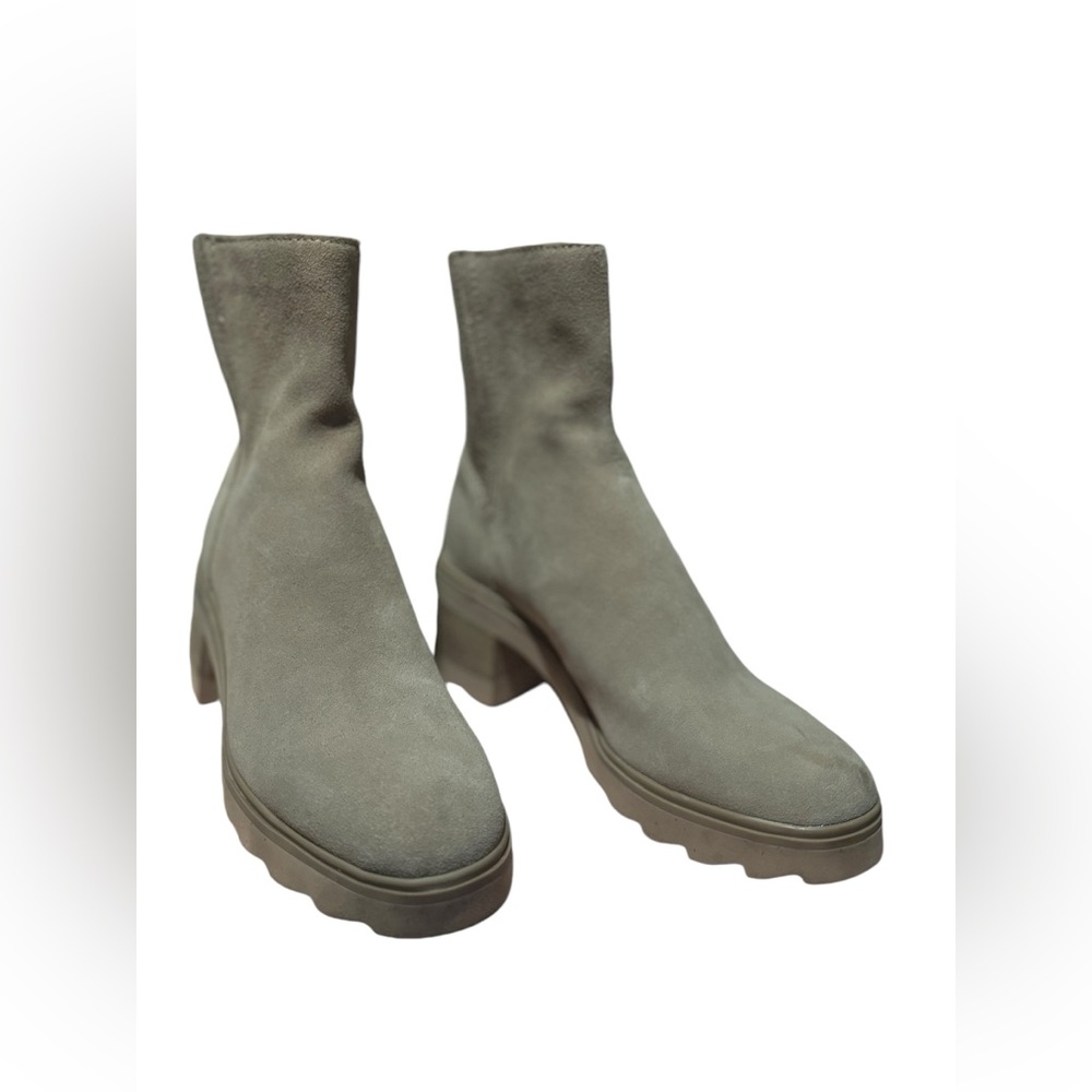 BRAND NEW Dolce Vita Martey H2O Boots - Taupe Suede SIZE 8.5